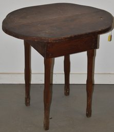 PRIMATIVE PINE TAVERN STYLE TABLE