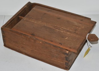 19TH CENT PINE SLIDE LID BOX