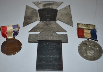 LOT VINTAGE MEDALS & TIN TAGS