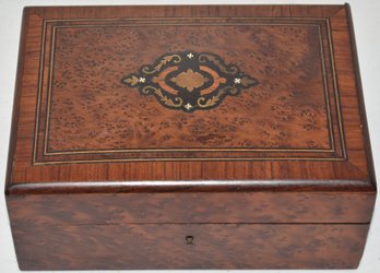 INLAID BIRDSEYE MAPLE DRESSER BOX