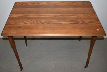 VINTAGE COLLAPSABLE SEWING TABLE