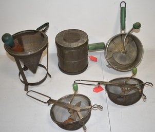 (5) VINTAGE GREEN HANDLED SIFTERS