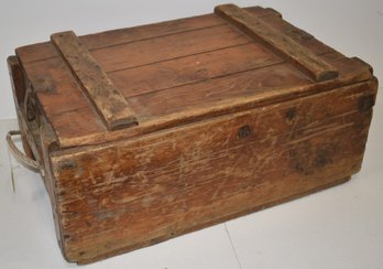 WOODEN STORAGE CRATE