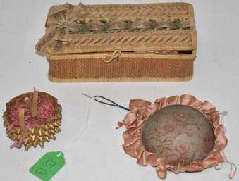 LOT VINTAGE SEWING RELATED ITEMS