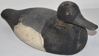 CARVED & PAINTED BROADBILL DUCK DECOY