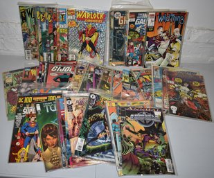 LOT (68) D.C. & MARVEL COMICS