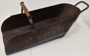 19TH CENT COAL SCOOP