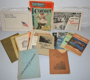 BOX LOT OF SMALL FORMAT PUBLICATIONS