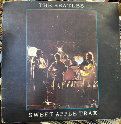 THE BEATLES Sweet Apple Trax