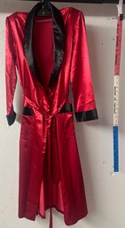 Kathryn Full Length Robe New Without Tags S