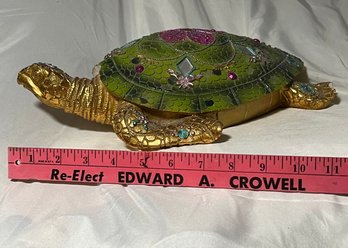Beautiful Green And Gold Jeweled Sea Turtle