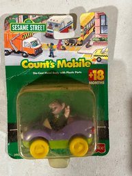 2001 Fisher Price Sesame Street Diecast Vehicles Count's Mobile