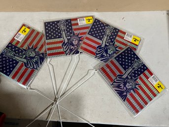 Set Of 4 American Flag Patriotic Yard Stakes New