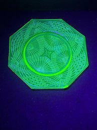 Uranium Glass 1 Octagon Shaped Plate With STRONG GLOW Depression Era, 2 Small Chips