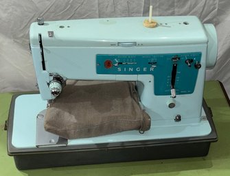 Vintage Singer Sewing Machine Tested Works