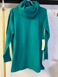 Outlander Turquoise Turtle Neck NWT S