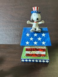 Jim Shore Snoopy Home Of The Brave S4059438 Peanuts Gang Collectible
