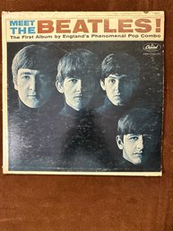 Meet The Beatles T 2047.  VG/VG