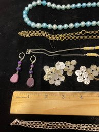 Costume Jewelry. Many Lots Listed