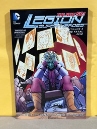 Legion Of Super-Heroes Vol. 3: The Fatal Five (the New 52)