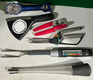 6 Pc Assorted Kitchen Utensils - Brookstone Meat Thermometer, Fiskars Cutter, Baster And Can/Bottle/Jar Opener