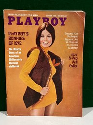 1972 October Playboy Magazine -  Lynn Myers - Sharon Johansen