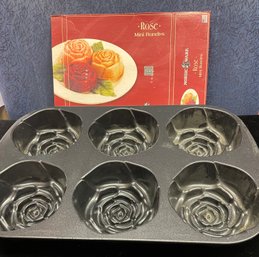 Nordic Ware Rose Mini Bundts Pan New