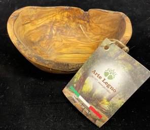 Handcrafted Atre Legno Decorative Olive Wood Bowl