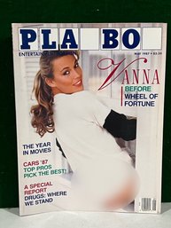 1987 May Playboy Magazine - Vanna White