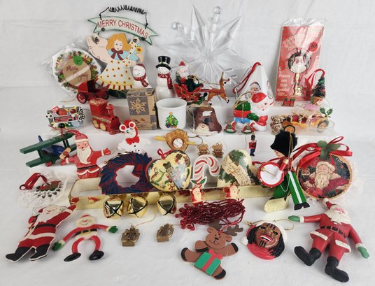 Lot Of Vintage & Modern Christmas Ornaments & Other Related Items