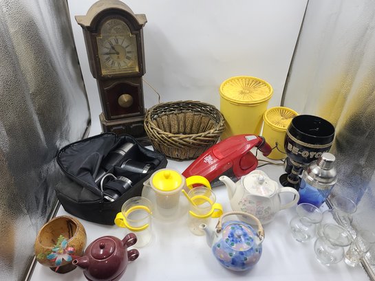 Mixed Housewares (tea Pots, Vintage Tupperware, Clock, Glassware & More)