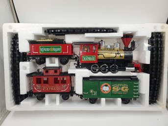 Rudolph The Red-nosed Reindeer Christmas Town Express Battery Operated Train