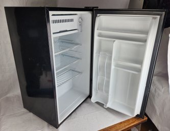 Rival Mini Fridge / Refrigerator - Measures About 32'x18.5'x17.5'