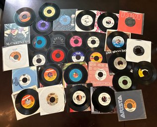 Lot Of 31 Assorted 7' Vinyls (45s)