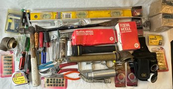 Tools Lot (screwdrivers, Plyers, Hammer, Heavy Duty Level, Measuring Tape & More)