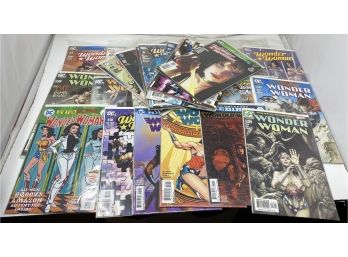 Lot Of 32 Wonder Woman Comic Books 2005-2017