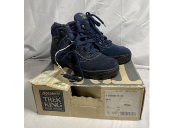 New Dolomite Trek King Marmotta SV Navy Blue Youth Kids Size 5.5 High Quality Hiking Books