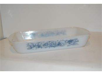 Glasbake Currier & Ives 2.5-Quart Baking Casserole Dish J-263