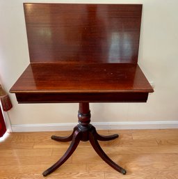 Duncan Phyfe Style Card Table 15x30x29