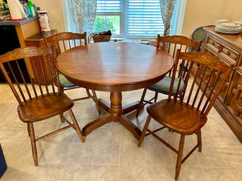 Hitchcock 42 Inch Round Oak Table And 4 Chairs