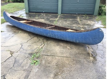 1940s OLDE TOWNE CANOE OF MAINE WITH OARS