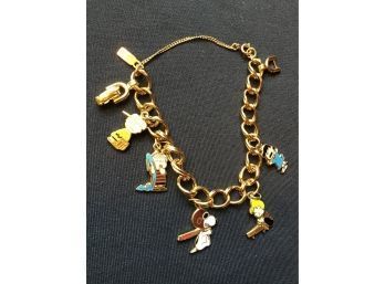 CHARLIE BROWN  MONET GOLDTONE PEANUTS CHARACTERS ENAMEL CHARM BRACELET ~RARE~