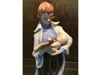 VINTAGE CAPODIMONTE PUCCI “LADY DOCTOR” PEDIATRICIAN FIGURINE