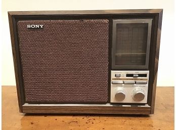 VINTAGE SONY TABLE RADIO MODEL #ICF-9660W AM/FM/WB/TV - TESTED WORKS