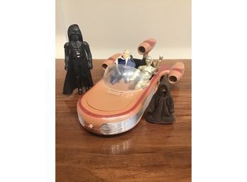 STAR WARS FIGURES IN LAND SPEEDER VEHICLE WITH BONUS COMMANDER ADAMA