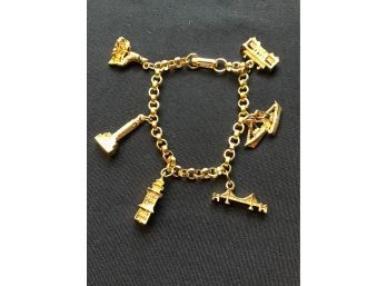 VINTAGE GOLD TONED SAN FRANCISCO CHARM BRACELET