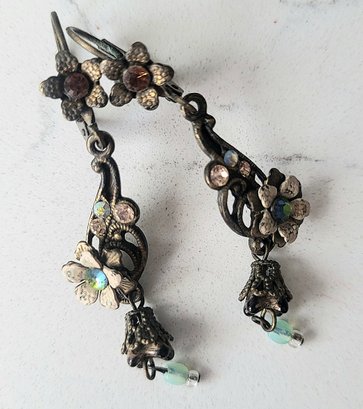 VINTAGE STERLING SILVER -925 FLOWR DANGLE PIERCED EARRINGS WITH COLORED STONES