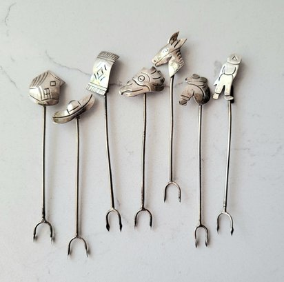 VINTAGE MEXICAN STERLING SILVER PICK SET OF 7