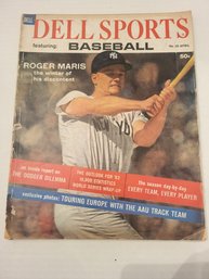 VINTAGE DELL SPORTS MAGAZINE FEATURING BASEBALL--APRIL 1962--VOL 1 NO 25