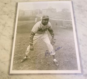 VINTAGE AUTOGRAPHED BLACK & WHITE GLOSSY PHOTO--BROOKLYN DODGERS (1957)-CUBAN- RENE VALDEZ--LAST SEASON